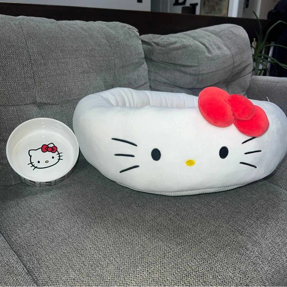 New Plush Hello Kitty Pet bed and Ceramic Pet Bowl Bundle